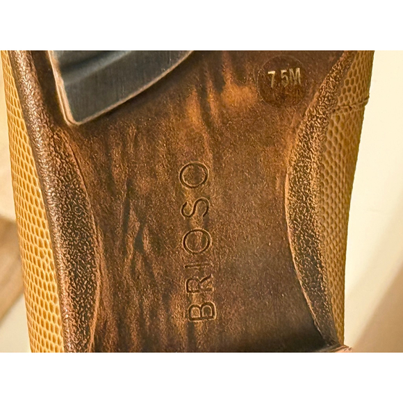 Brioso Frisco Women’s Lizard Embossed Loafers Gold Detail Size 7.5 NWOT - Picture 10 of 10